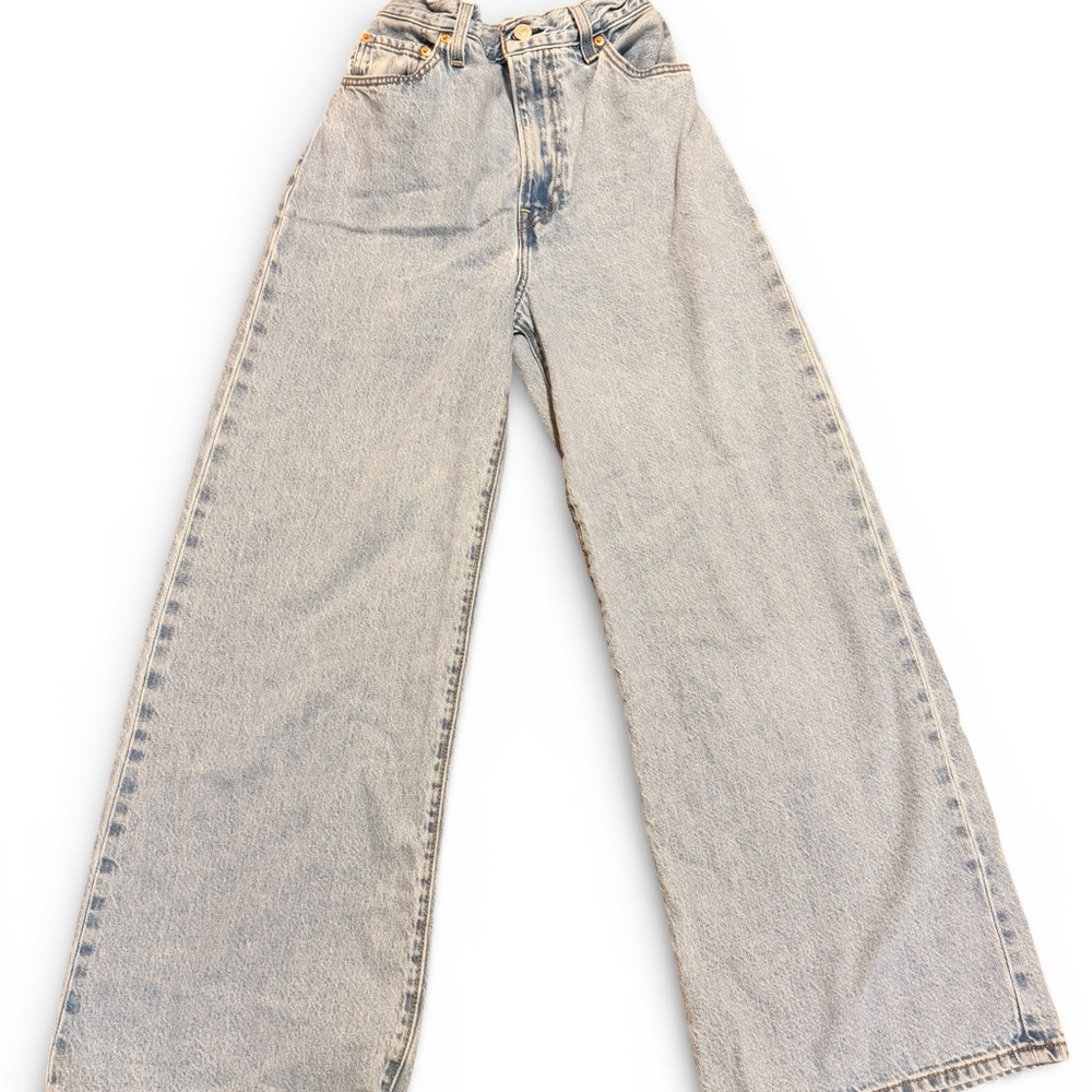 Levi’s Light Wash Elastic Waist Wide Leg Jeans W29 L30